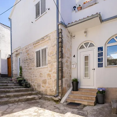Luka Διαμέρισμα Rogoznica (Sibenik-Knin)